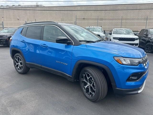 2024 Jeep Compass COMPASS LIMITED 4X4