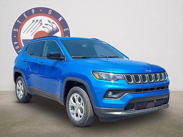 2024 Jeep Compass COMPASS LATITUDE 4X4