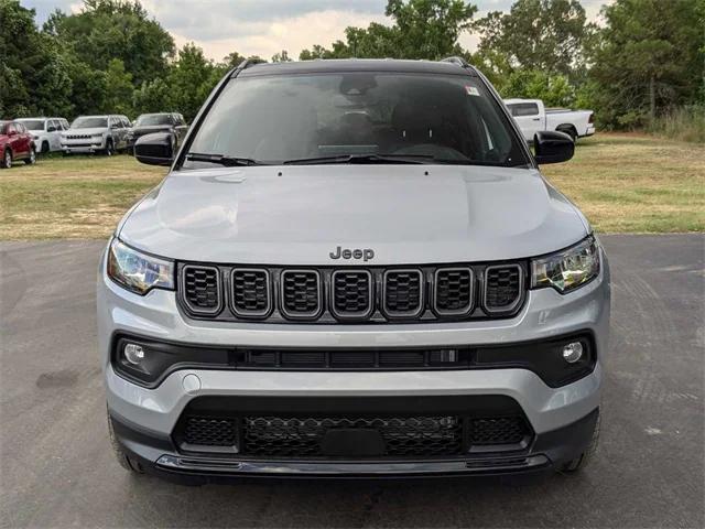 2024 Jeep Compass COMPASS LATITUDE 4X4