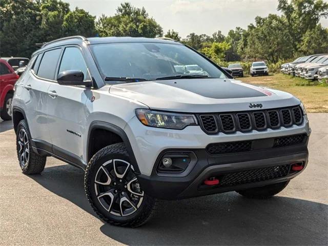 2024 Jeep Compass COMPASS TRAILHAWK 4X4