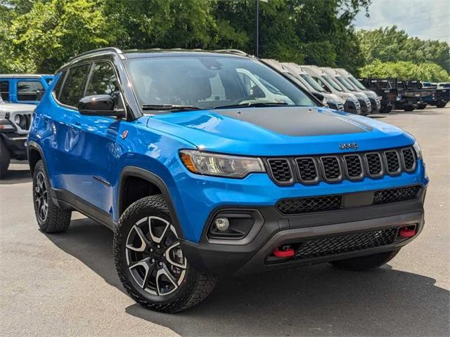 2024 Jeep Compass COMPASS TRAILHAWK 4X4