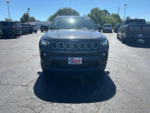 2024 Jeep Compass COMPASS LATITUDE 4X4