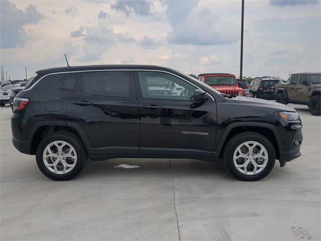 2024 Jeep Compass COMPASS SPORT 4X4