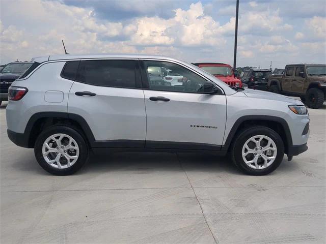 2024 Jeep Compass COMPASS SPORT 4X4