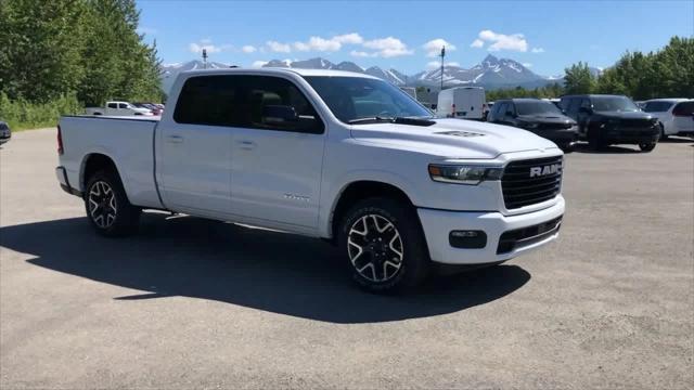 2025 RAM Ram 1500 RAM 1500 LARAMIE CREW CAB 4X4 64 BOX