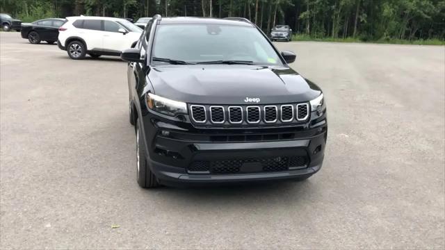 2024 Jeep Compass COMPASS LATITUDE LUX 4X4