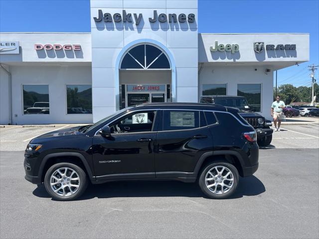 2024 Jeep Compass COMPASS LATITUDE LUX 4X4