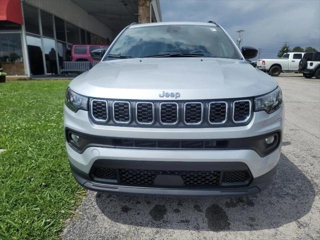 2024 Jeep Compass COMPASS LATITUDE 4X4