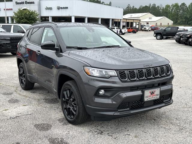 2024 Jeep Compass COMPASS LATITUDE 4X4