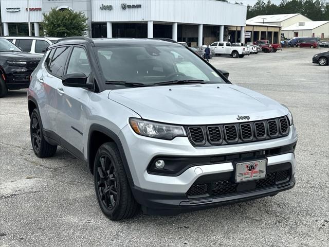 2024 Jeep Compass COMPASS LATITUDE 4X4