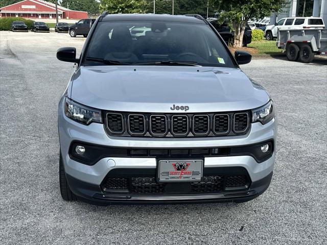 2024 Jeep Compass COMPASS LATITUDE 4X4