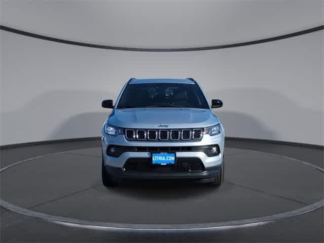 2024 Jeep Compass COMPASS LATITUDE LUX 4X4