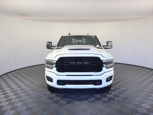 2024 RAM Ram 3500 RAM 3500 LARAMIE CREW CAB 4X4 64 BOX