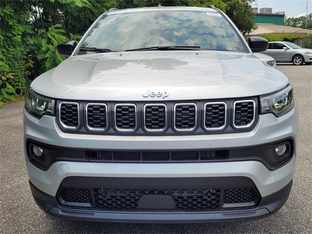 2024 Jeep Compass COMPASS LATITUDE 4X4