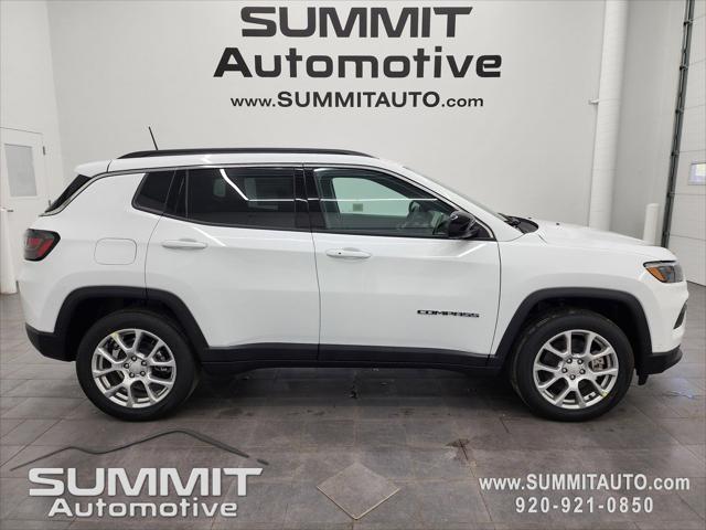 2024 Jeep Compass COMPASS LATITUDE LUX 4X4