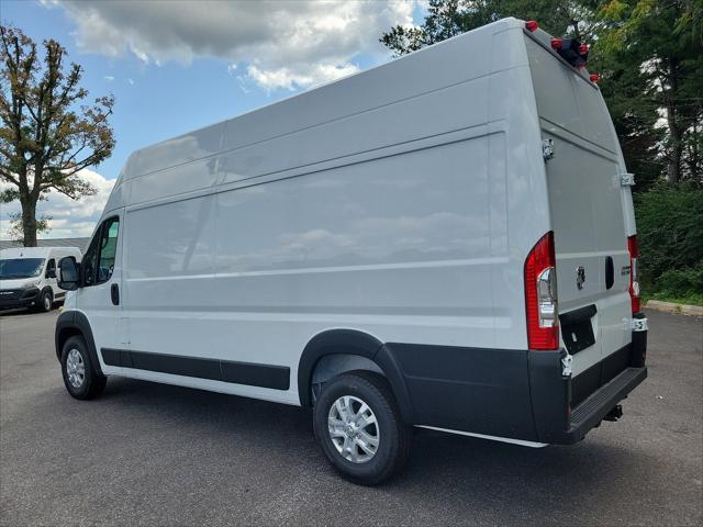 2024 RAM Ram ProMaster RAM PROMASTER 3500 SLT CARGO VAN SUPER HIGH ROOF 159 WB EXT