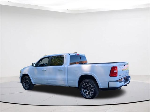 2025 RAM Ram 1500 RAM 1500 LARAMIE CREW CAB 4X4 64 BOX