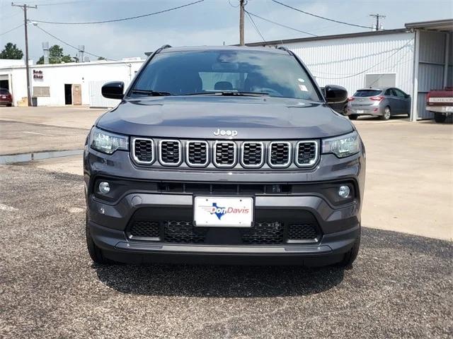 2024 Jeep Compass COMPASS LATITUDE 4X4