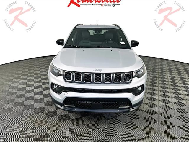 2024 Jeep Compass COMPASS LATITUDE LUX 4X4