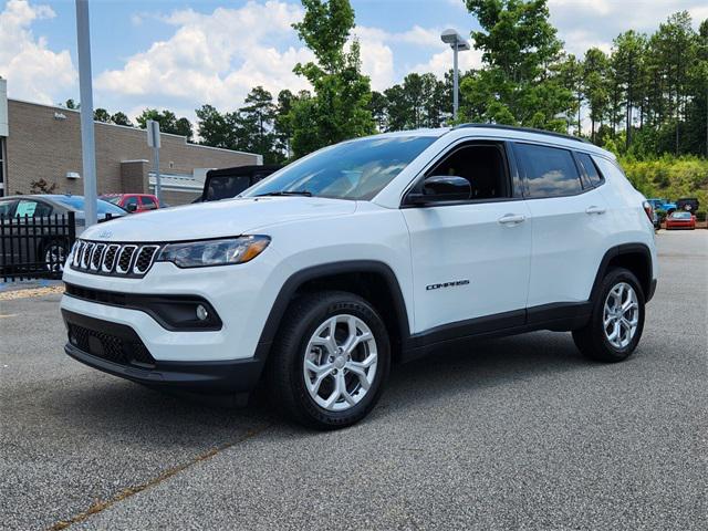 2024 Jeep Compass COMPASS LATITUDE 4X4