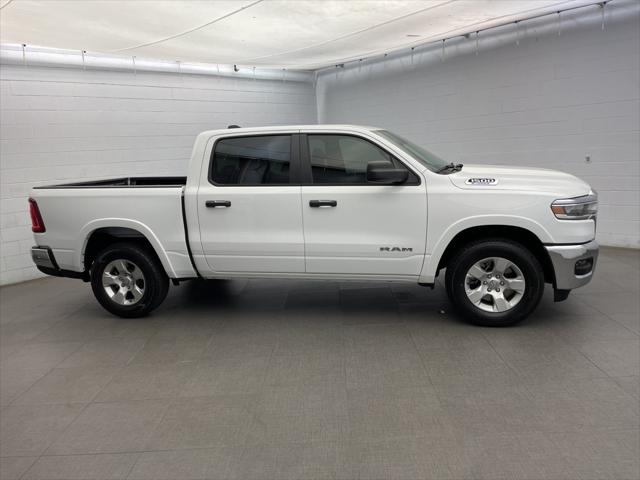 2025 RAM Ram 1500 RAM 1500 BIG HORN CREW CAB 4X2 57 BOX