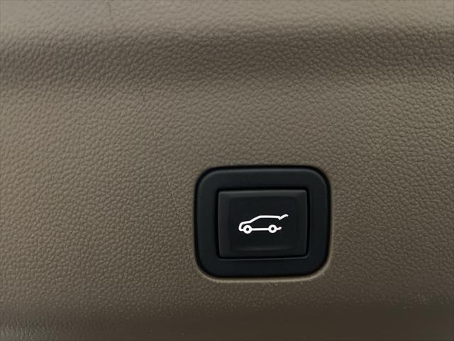 2023 GMC Yukon XL 4WD Denali