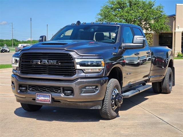 2024 RAM Ram 3500 RAM 3500 LARAMIE CREW CAB 4X4 8 BOX