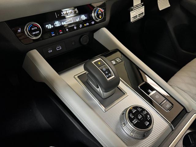 2024 Mitsubishi Outlander PHEV SEL S-AWC