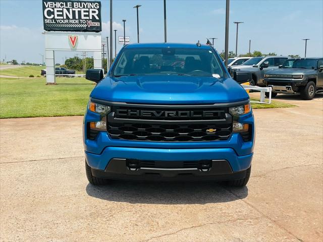 2022 Chevrolet Silverado 1500 4WD Crew Cab Short Bed Custom