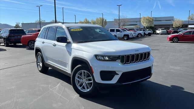 2023 Jeep Grand Cherokee Laredo 4x4