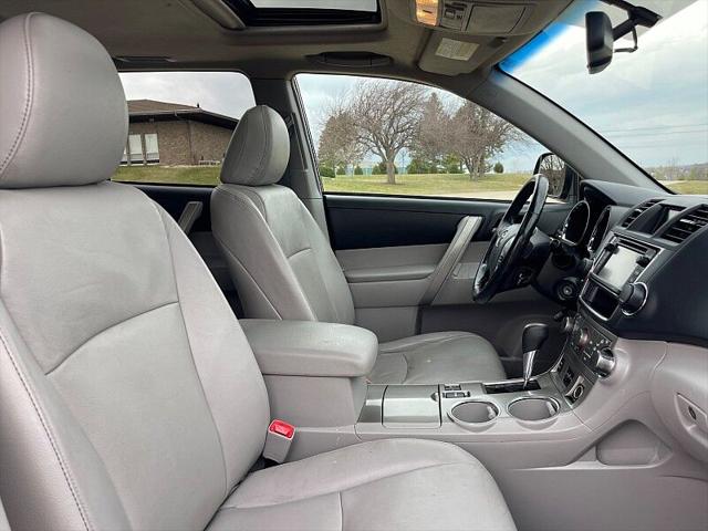 2013 Toyota Highlander SE V6