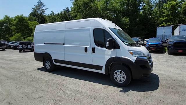 2024 Ram ProMaster Cargo Van SLT High Roof 159" WB EXT