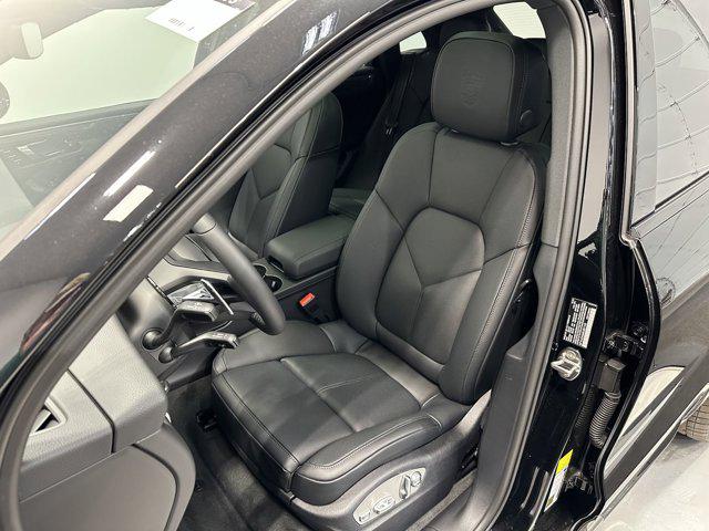 2024 Porsche Macan AWD