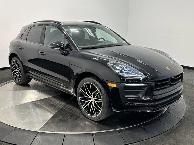 2024 Porsche Macan AWD