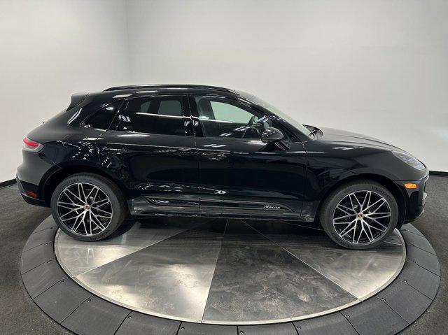 2024 Porsche Macan AWD
