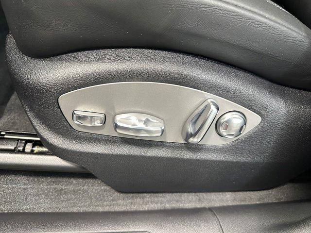 2024 Porsche Macan AWD