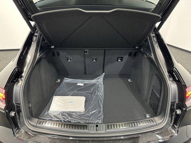 2024 Porsche Macan AWD