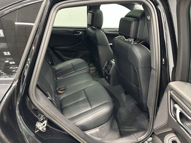 2024 Porsche Macan AWD