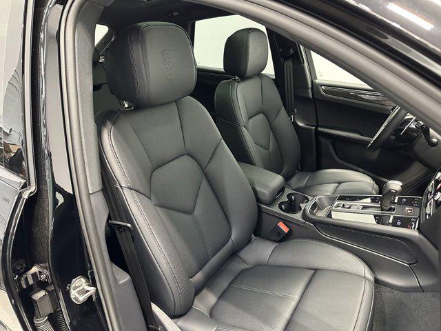 2024 Porsche Macan AWD