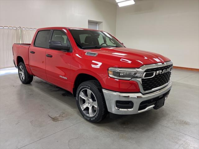 2025 RAM Ram 1500 RAM 1500 TRADESMAN CREW CAB 4X4 57 BOX