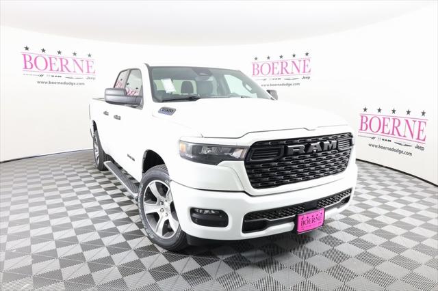 2025 RAM Ram 1500 RAM 1500 TRADESMAN QUAD CAB 4X2 64 BOX