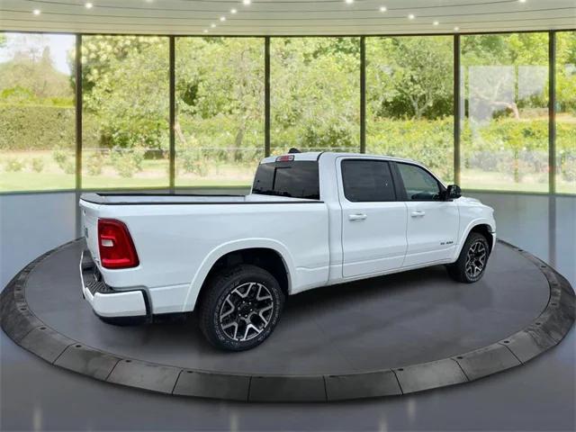 2025 RAM Ram 1500 RAM 1500 LARAMIE CREW CAB 4X4 64 BOX