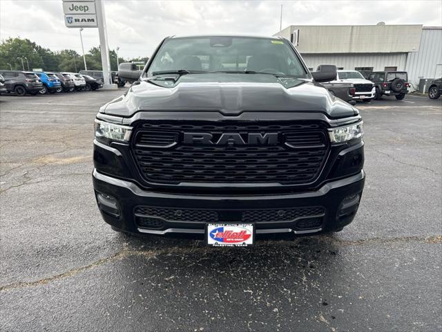 2025 RAM Ram 1500 RAM 1500 TRADESMAN QUAD CAB 4X2 64 BOX