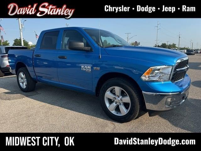 2024 RAM Ram 1500 Classic RAM 1500 CLASSIC TRADESMAN CREW CAB 4X4 57 BOX