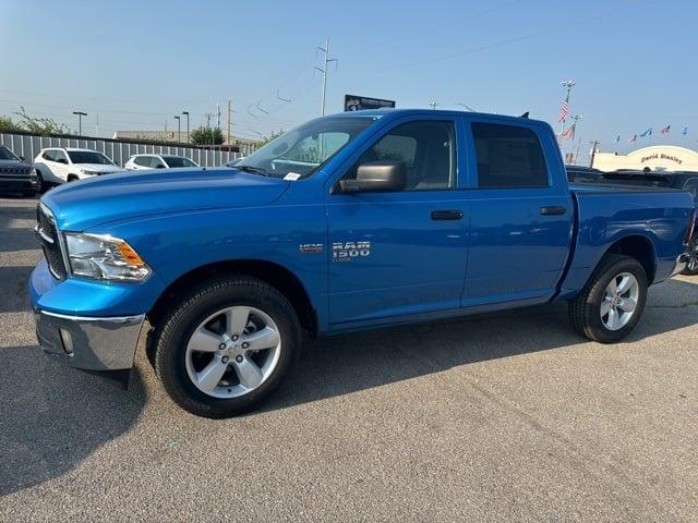 2024 RAM Ram 1500 Classic RAM 1500 CLASSIC TRADESMAN CREW CAB 4X4 57 BOX