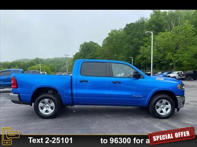 2025 RAM Ram 1500 RAM 1500 BIG HORN CREW CAB 4X4 57 BOX