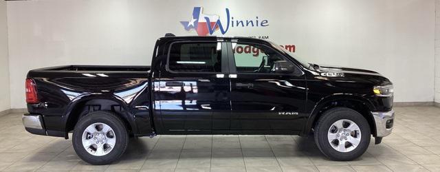 2025 RAM Ram 1500 RAM 1500 LONE STAR CREW CAB 4X4 57 BOX