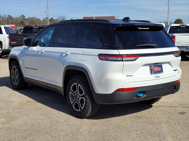 2022 Jeep Grand Cherokee 4xe Trailhawk 4x4