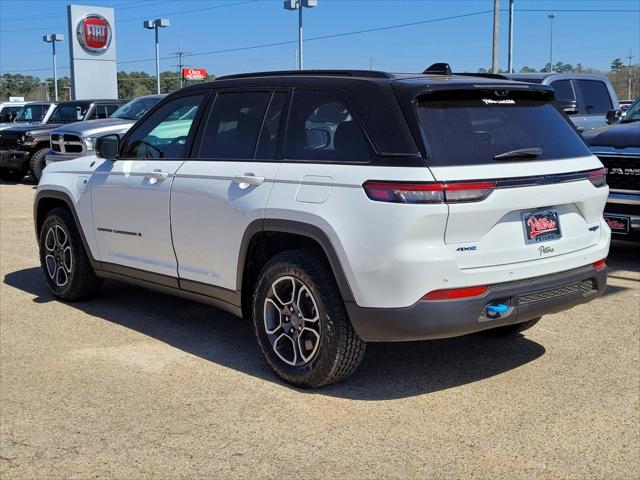 2022 Jeep Grand Cherokee 4xe Trailhawk 4x4