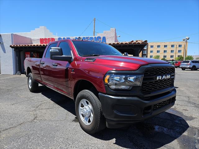 2023 RAM 3500 Tradesman Crew Cab 4x4 8 Box